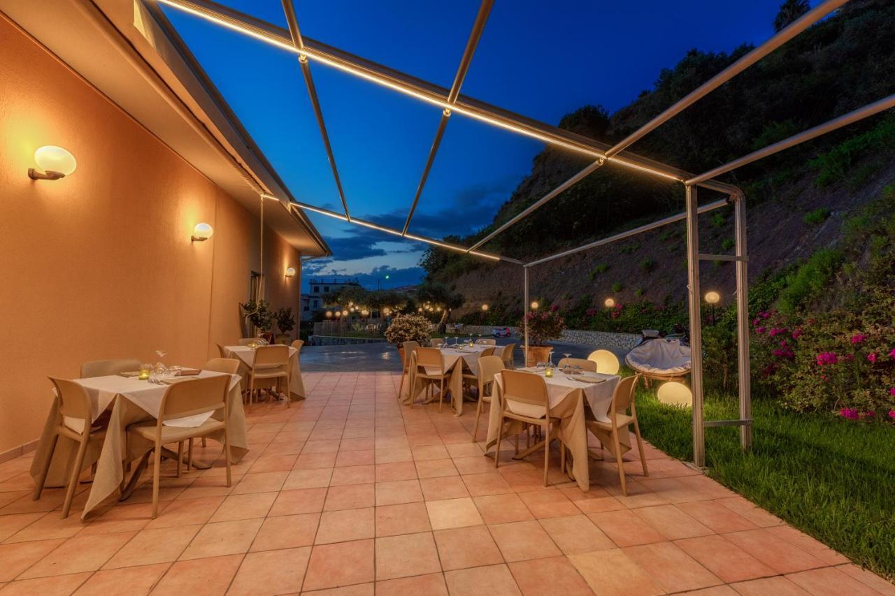 Bed and Breakfast La Risacca Relais Бельведере-Мариттимо Экстерьер фото